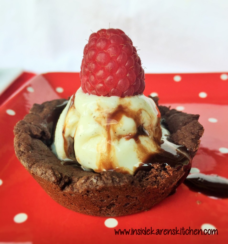 Brownie Cups with Vanilla Bean Ice Cream 3
