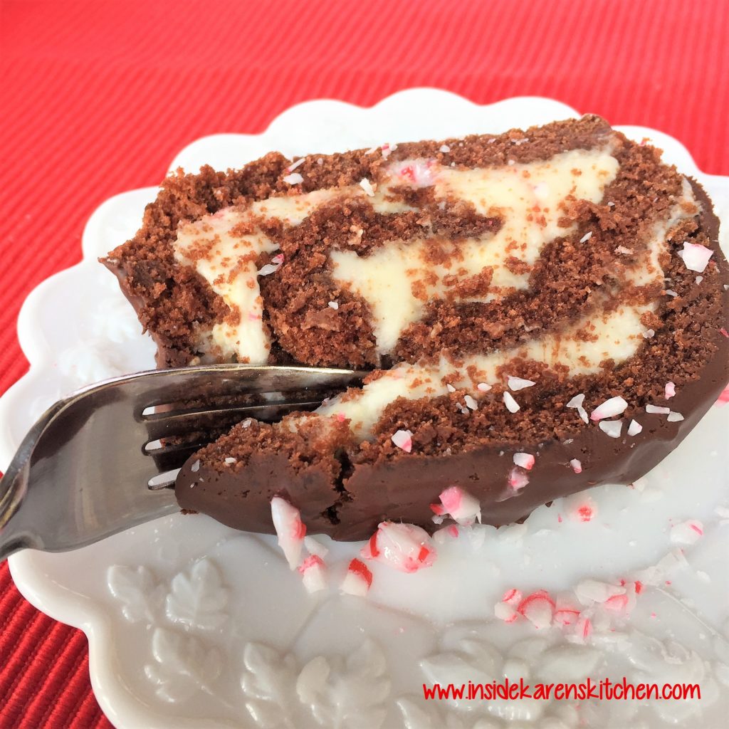 peppermint-chocolate-cake-roll-4